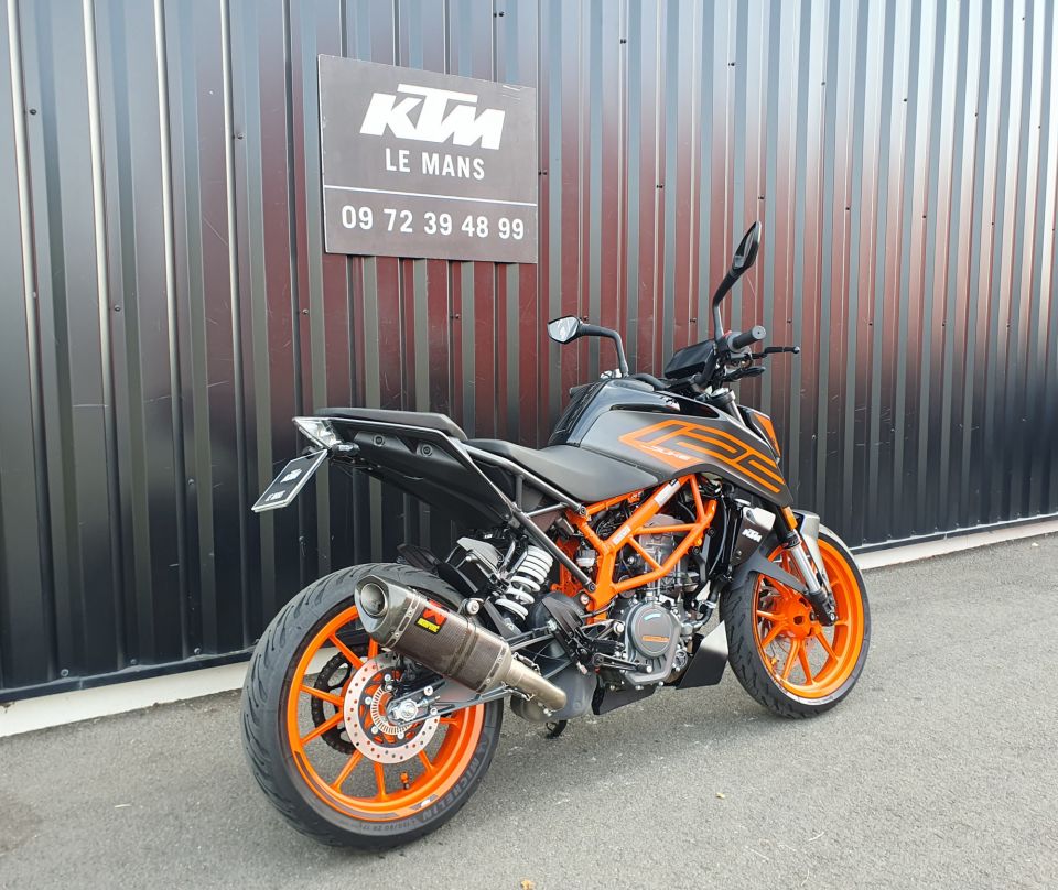KTM 125 DUKE 4