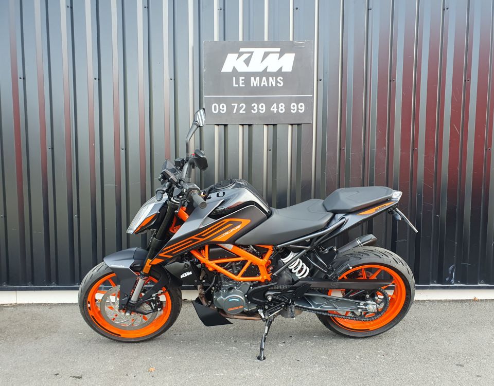 KTM 125 DUKE 4