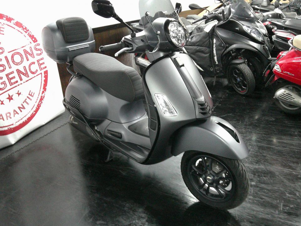 VESPA GTS 300 4