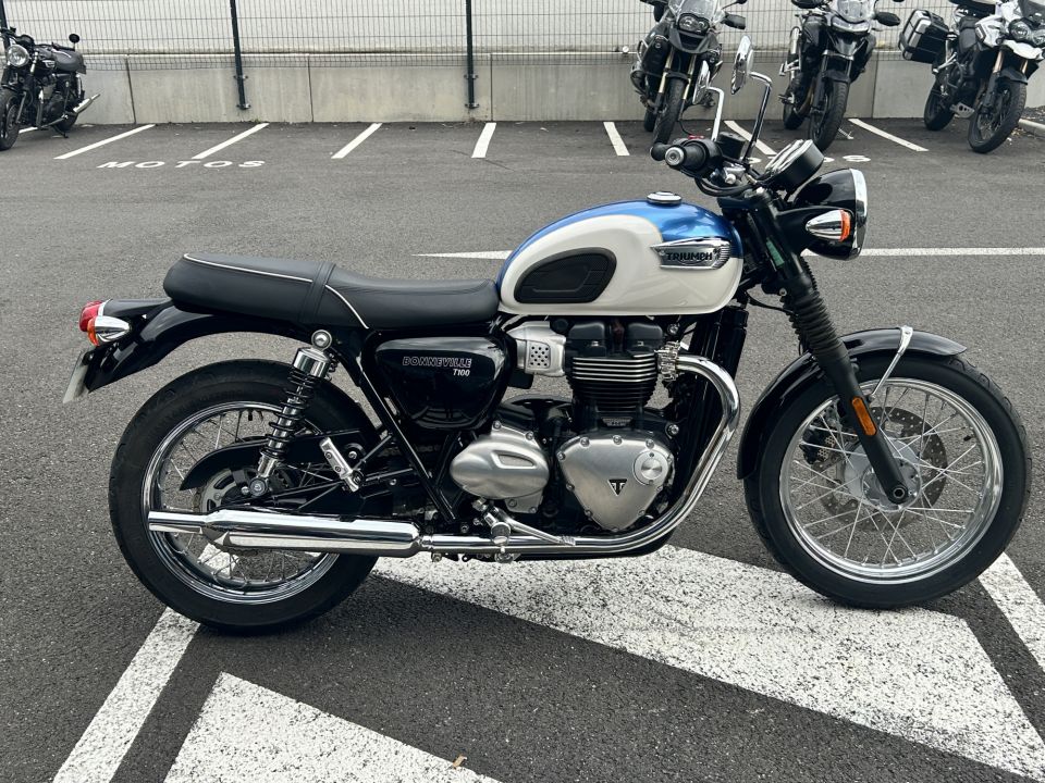 TRIUMPH Bonneville T100 4