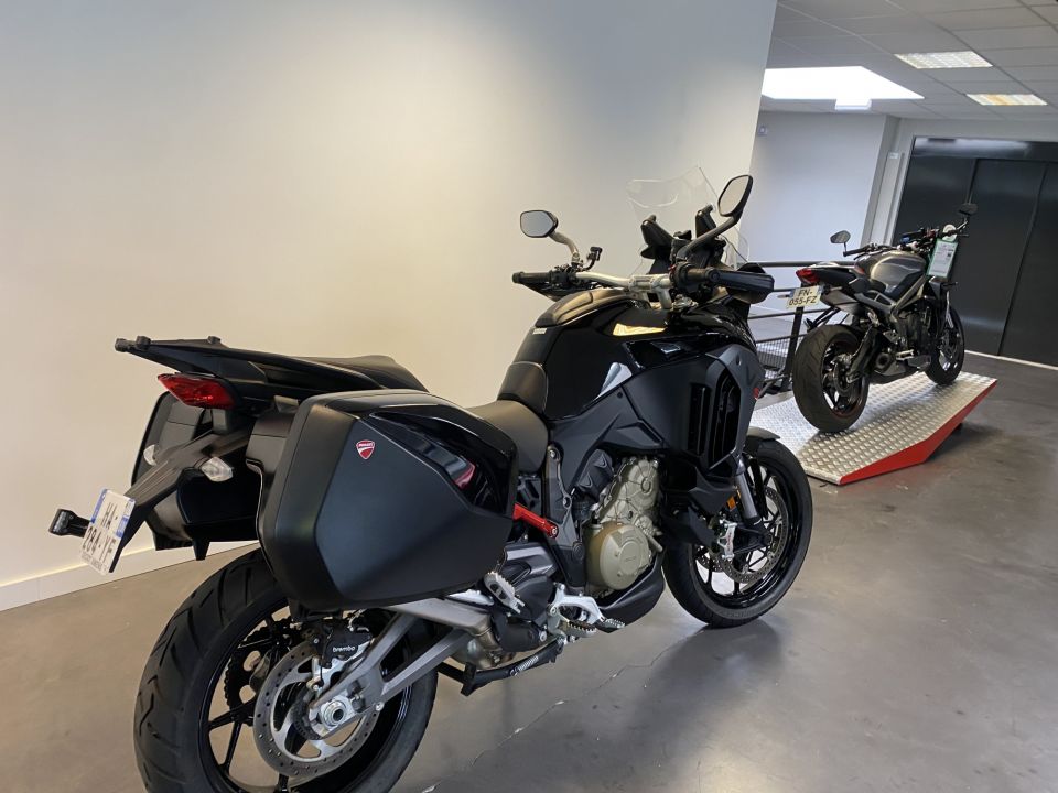 DUCATI MULTISTRADA V4 S 4
