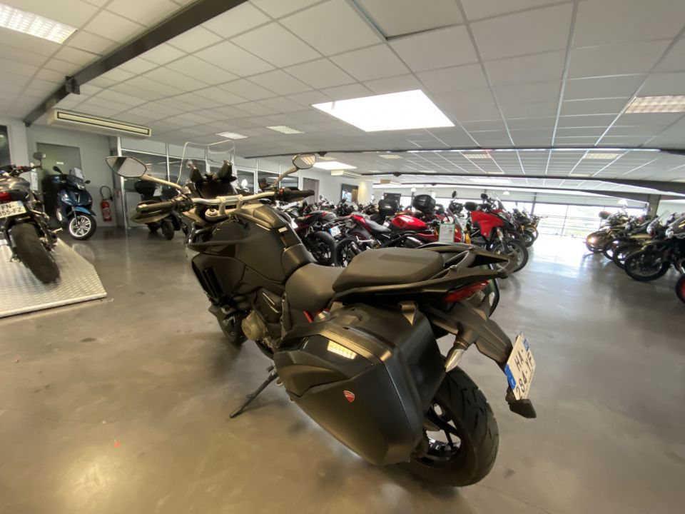 DUCATI MULTISTRADA V4 S 4