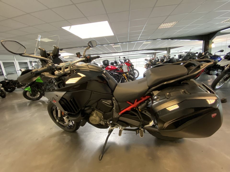 DUCATI MULTISTRADA V4 S 4