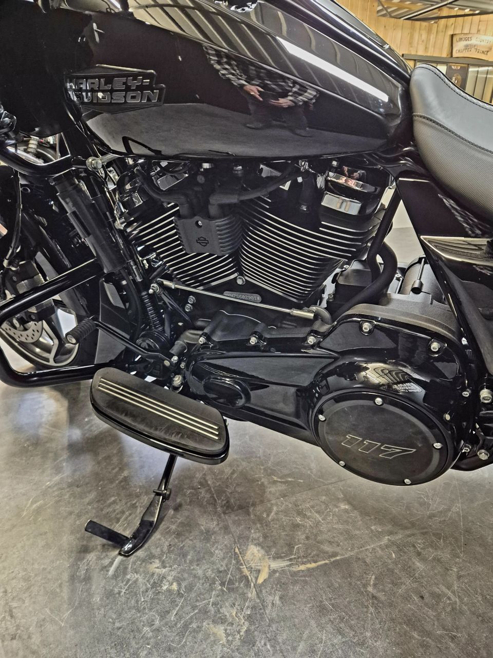 HARLEY-DAVIDSON TOURING ROAD GLIDE 1923 4