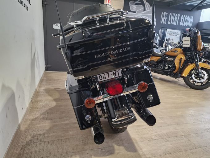 HARLEY-DAVIDSON TOURING ELECTRA GLIDE 1584 ULTRA CLASSIC 4