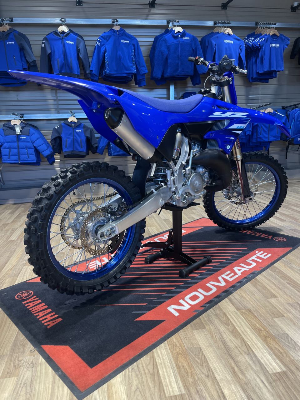 YAMAHA YZ 125 4