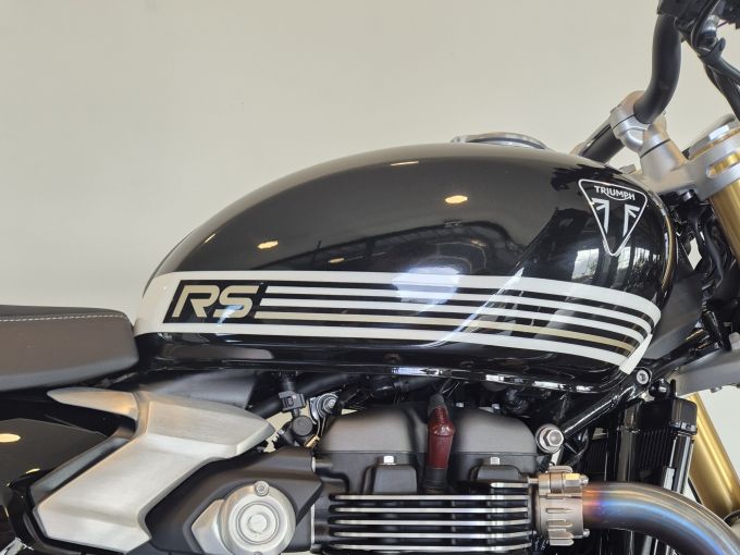 TRIUMPH SPEED TWIN 1200 4