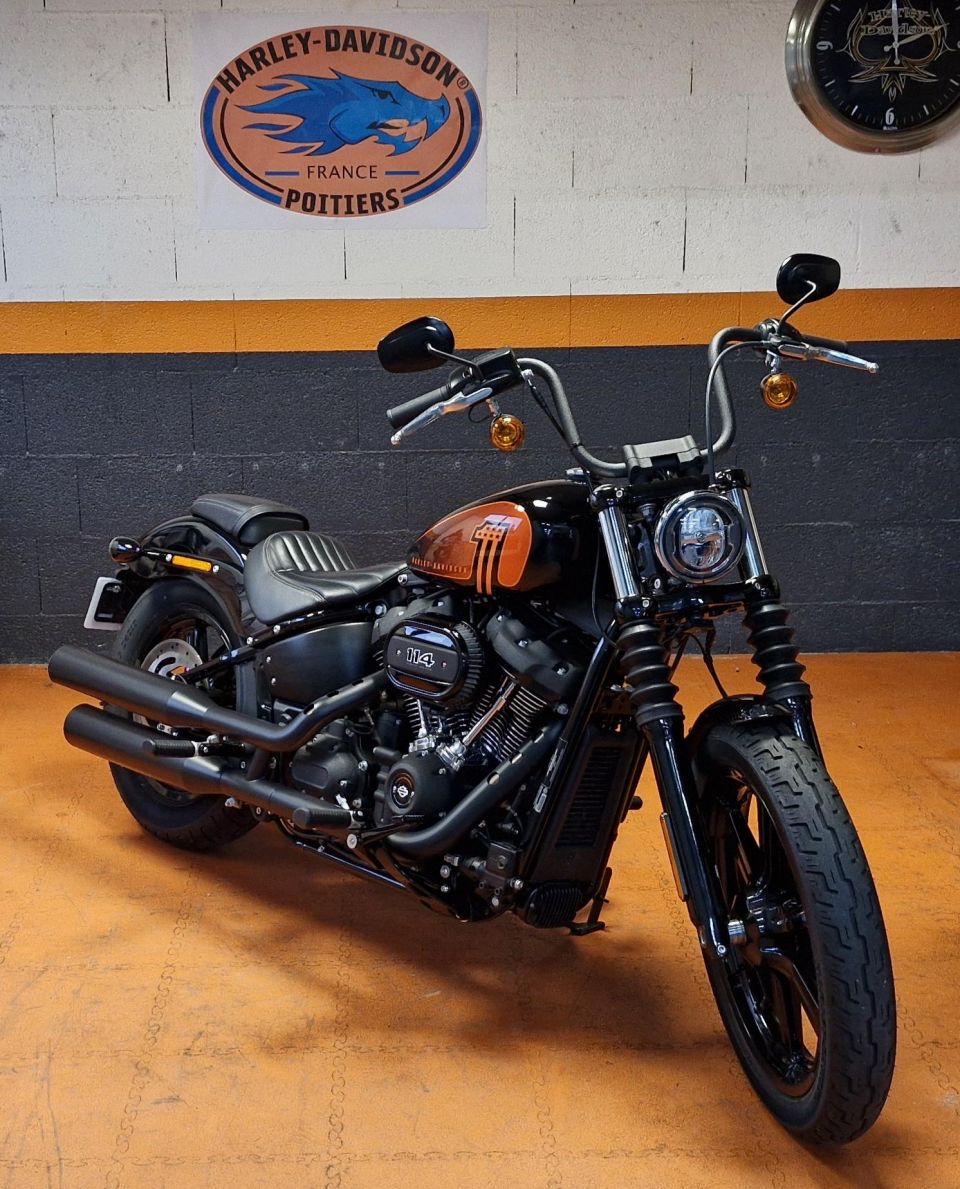 HARLEY-DAVIDSON SOFTAIL STREET BOB 1868 4