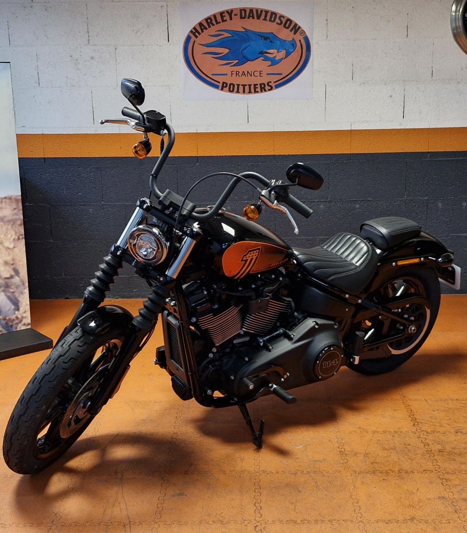 HARLEY-DAVIDSON SOFTAIL STREET BOB 1868 4