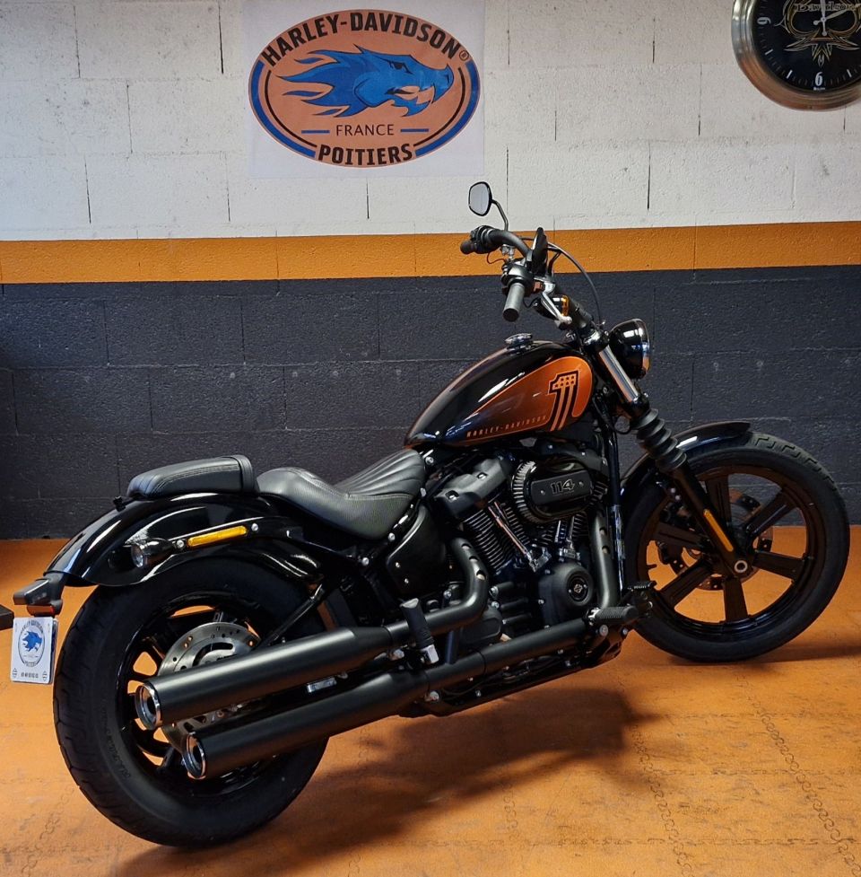 HARLEY-DAVIDSON SOFTAIL STREET BOB 1868 4