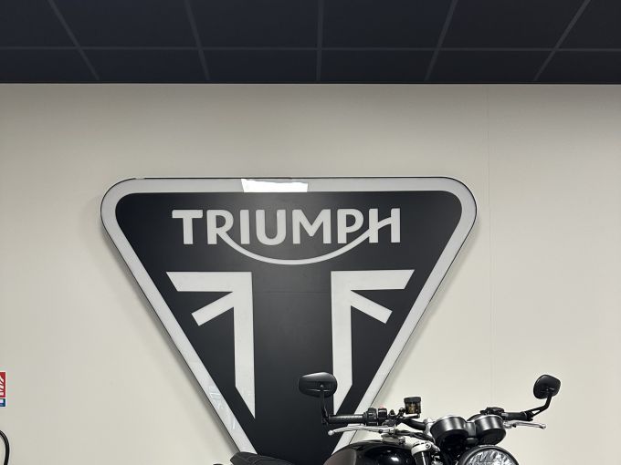TRIUMPH SPEED TWIN 1200 4