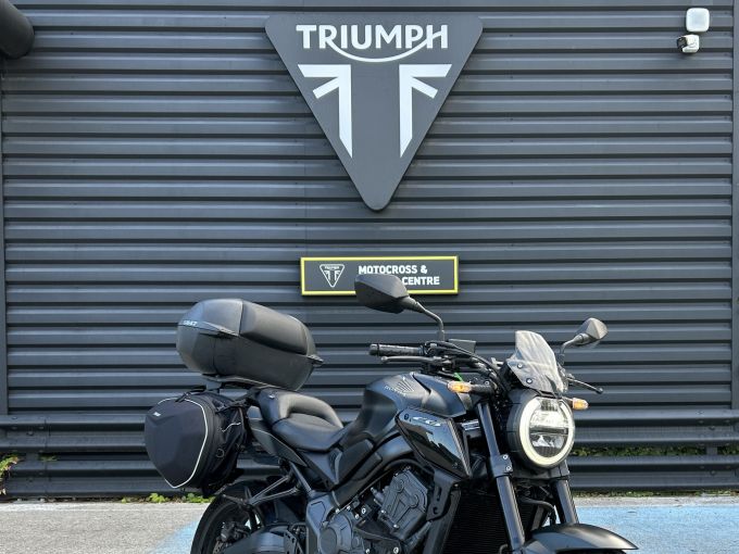 HONDA CB 650 R 4