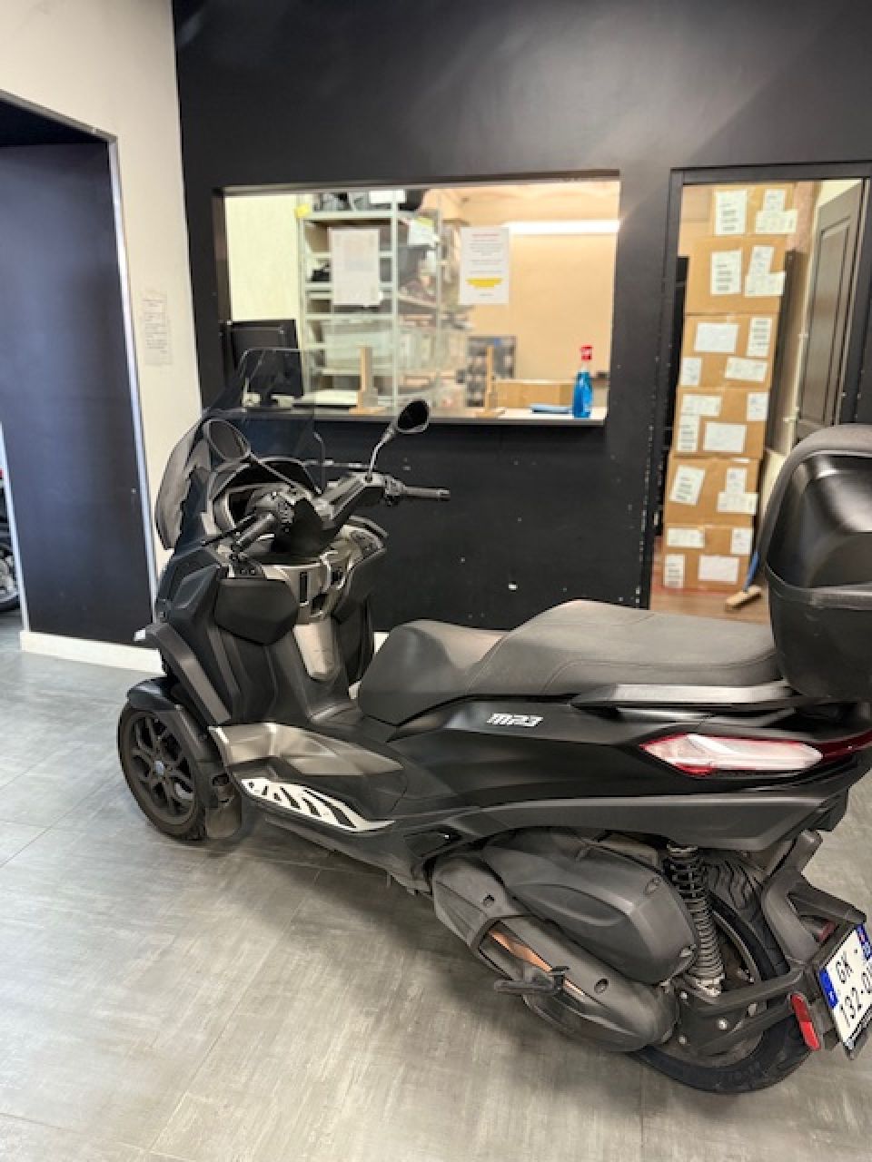 PIAGGIO MP3 530 HPE EXCLUSIVE 4