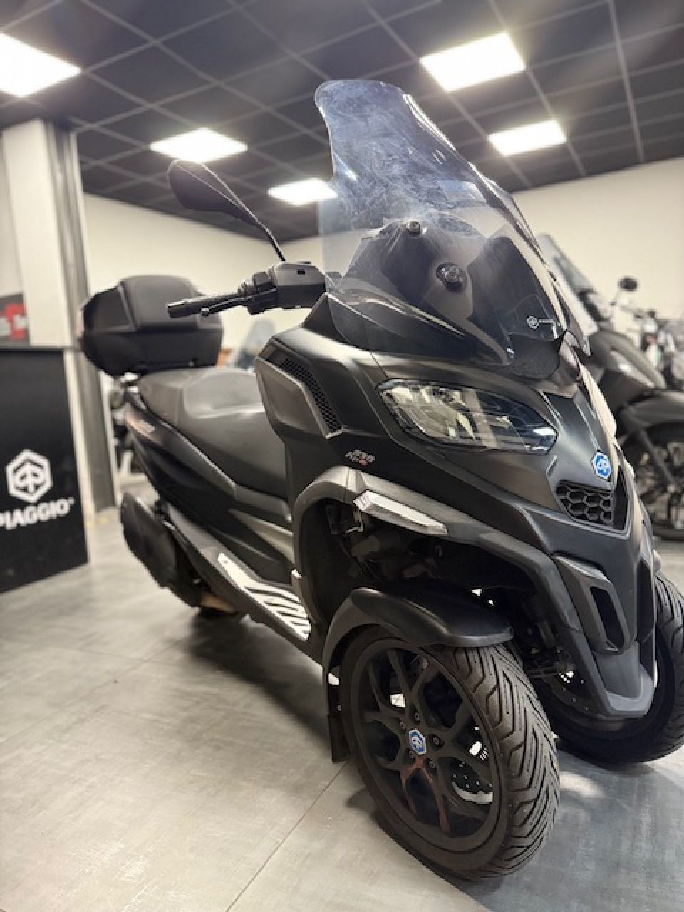 PIAGGIO MP3 530 HPE EXCLUSIVE 4