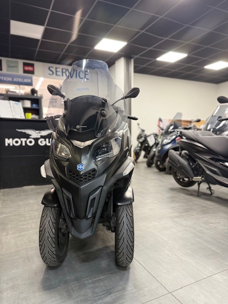 PIAGGIO MP3 530 HPE EXCLUSIVE 4