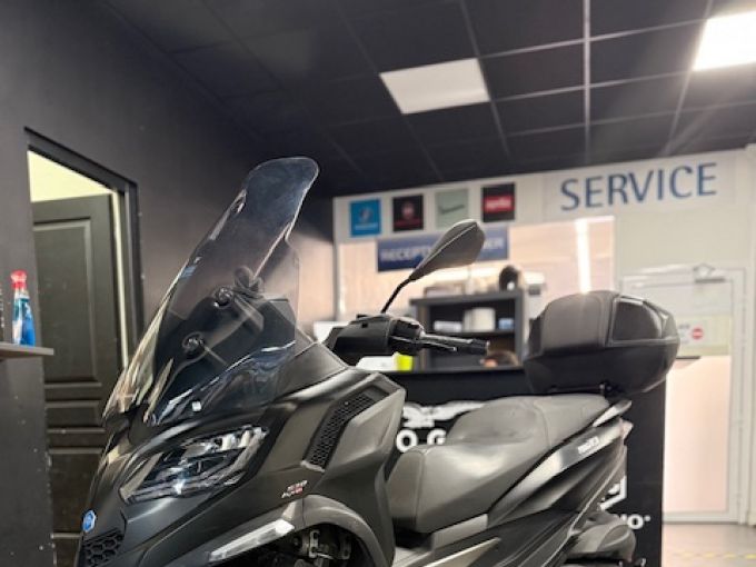PIAGGIO MP3 530 HPE EXCLUSIVE 4