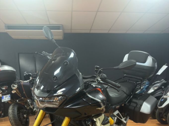 MOTO GUZZI V100 Mandello S 4