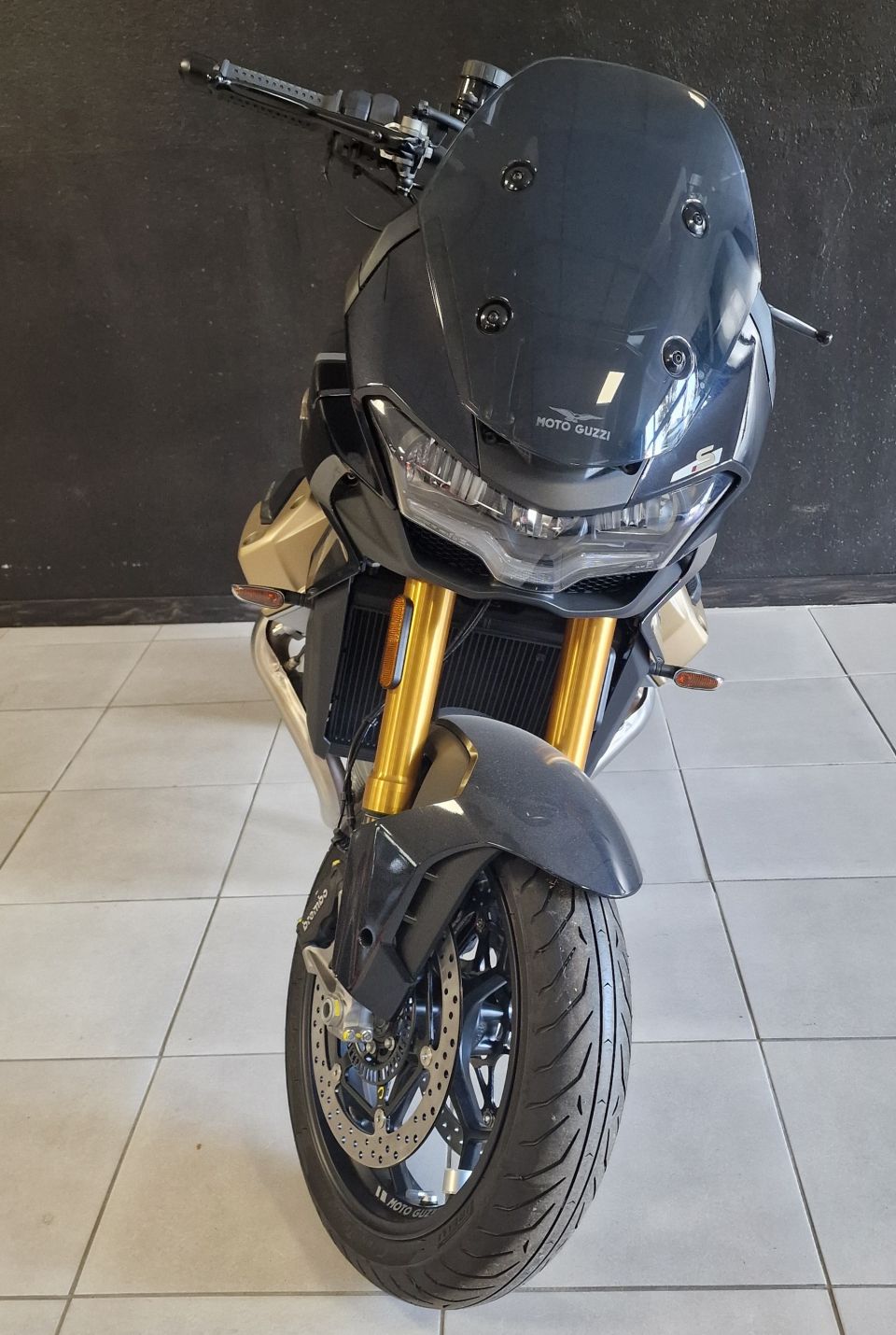 MOTO GUZZI V100  MANDELLO 4