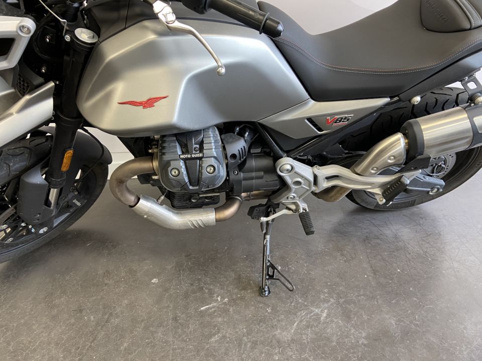 MOTO GUZZI V85 TT 850 4