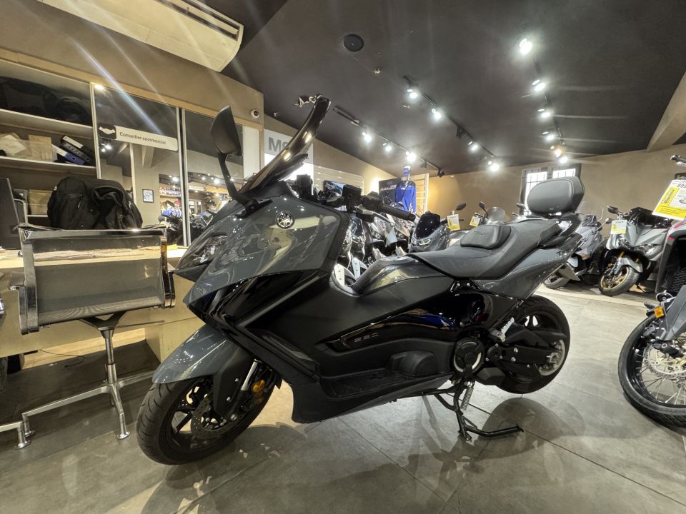 YAMAHA XP T-MAX 560 TECH MAX 4