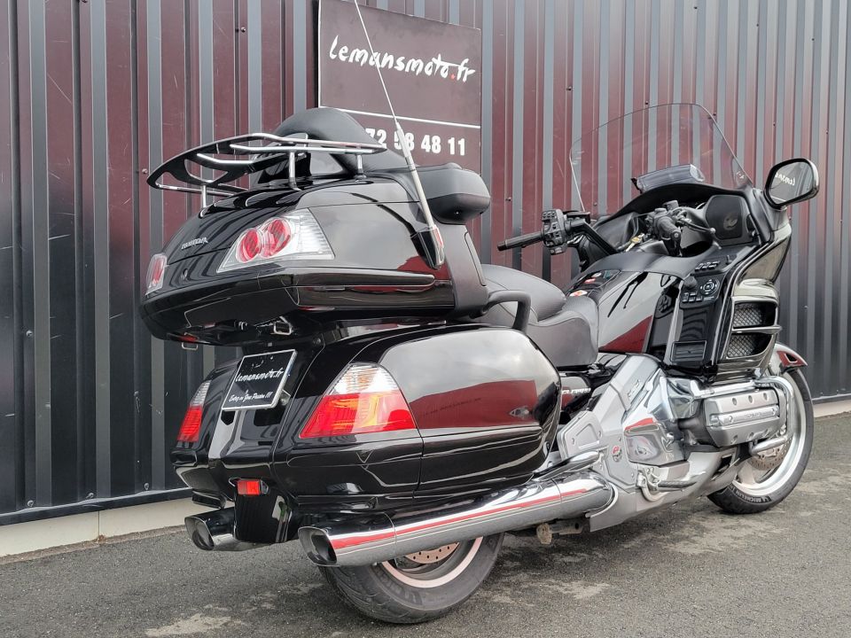 HONDA GL1800 GOLDWING 4