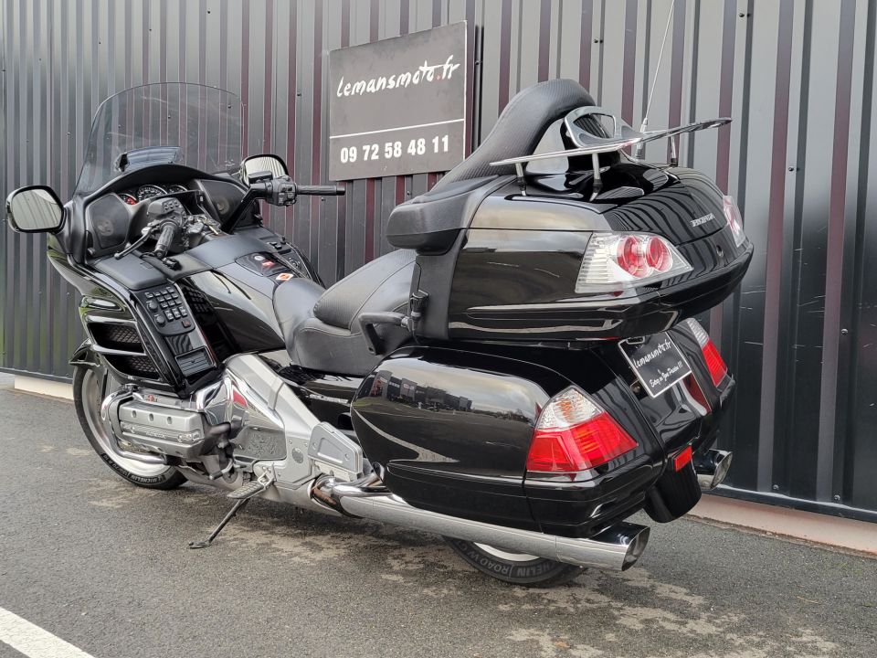 HONDA GL1800 GOLDWING 4