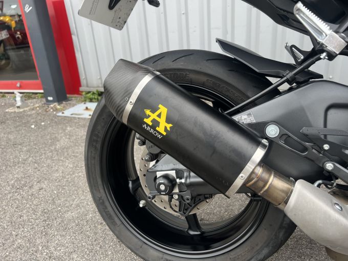 YAMAHA MT-10 4