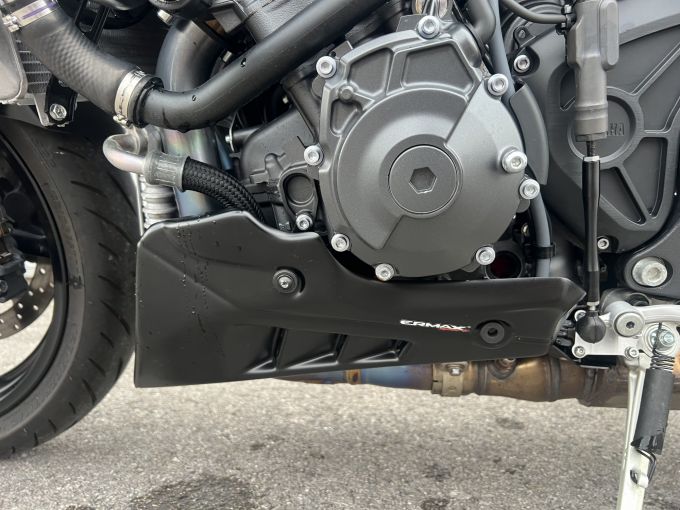 YAMAHA MT-10 4