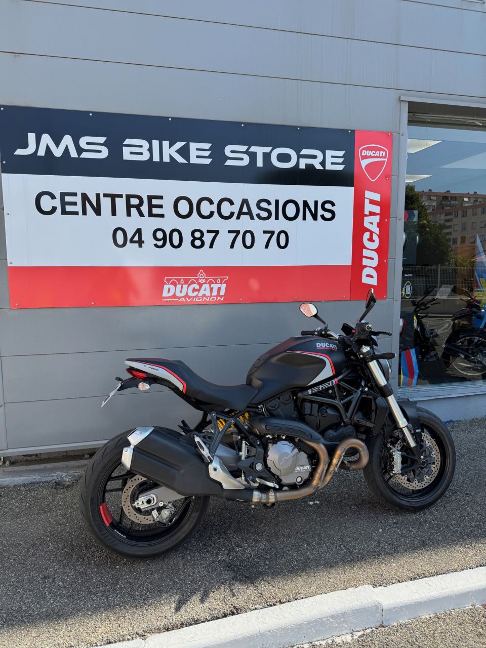 DUCATI MONSTER 821 4