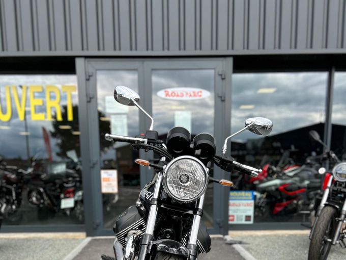 MOTO GUZZI V7 SPECIAL 4