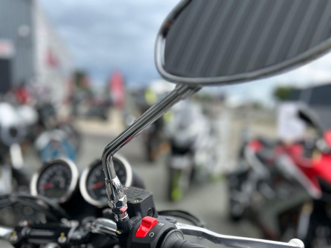 MOTO GUZZI V7 SPECIAL 4