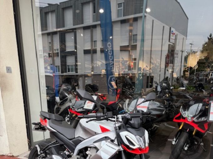 APRILIA TUONO 457 4