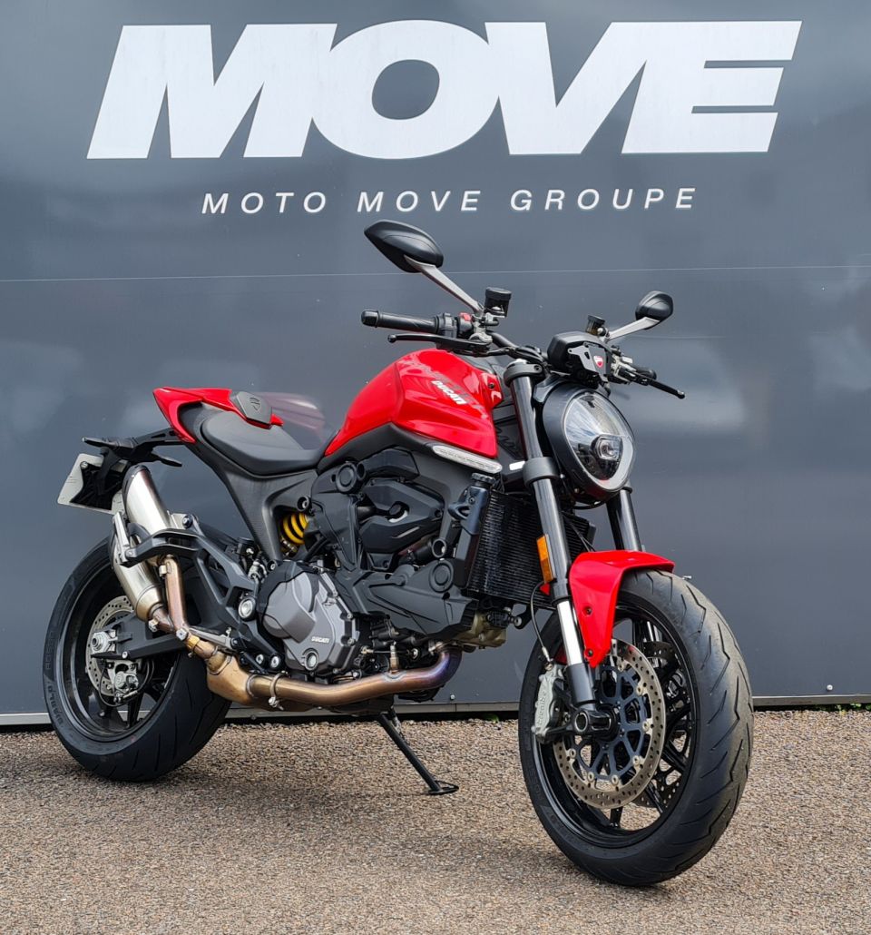 DUCATI MONSTER 937 + 4