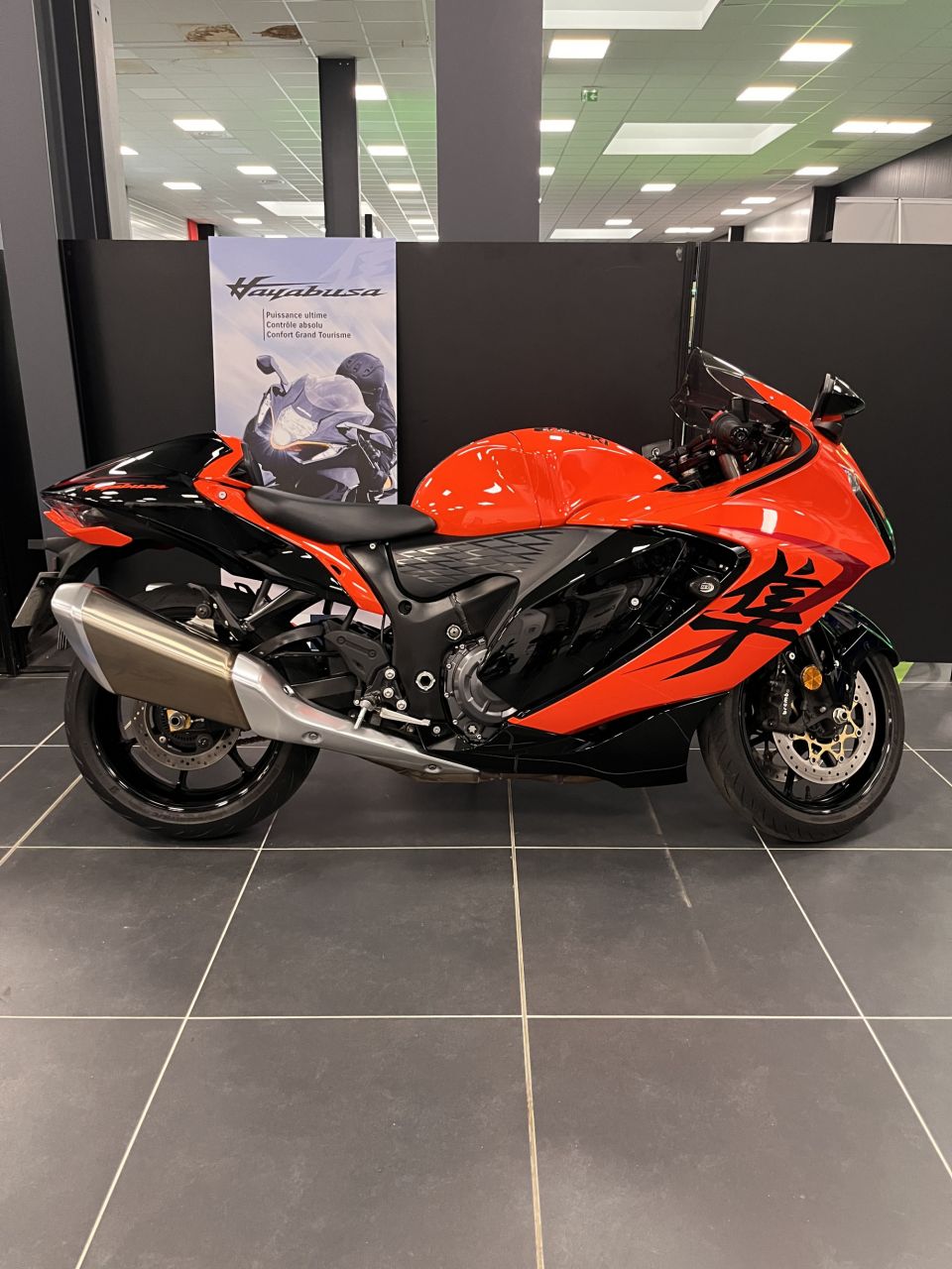 SUZUKI GSX-R 1340 HAYABUSA 4