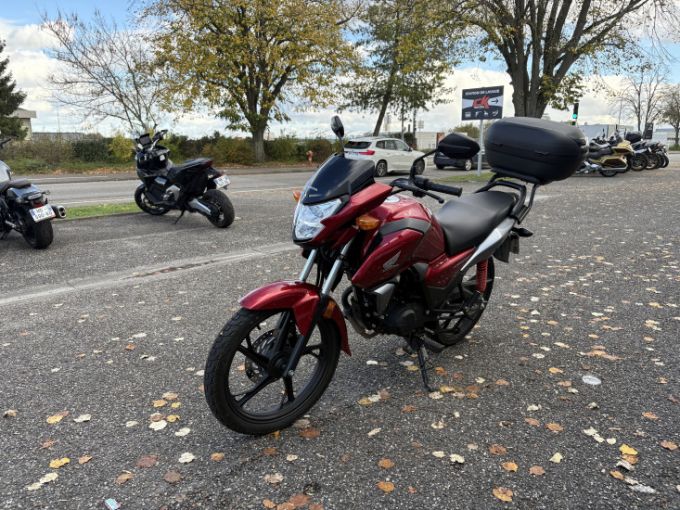 HONDA CB125F 4