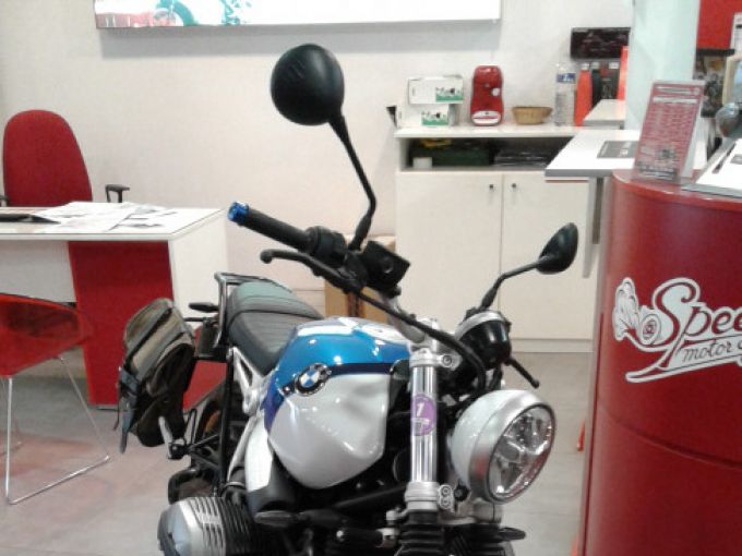 BMW R1200 nineT 4