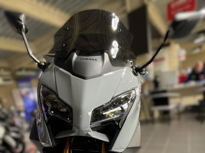 YAMAHA XP T-MAX 560 TECH MAX 4