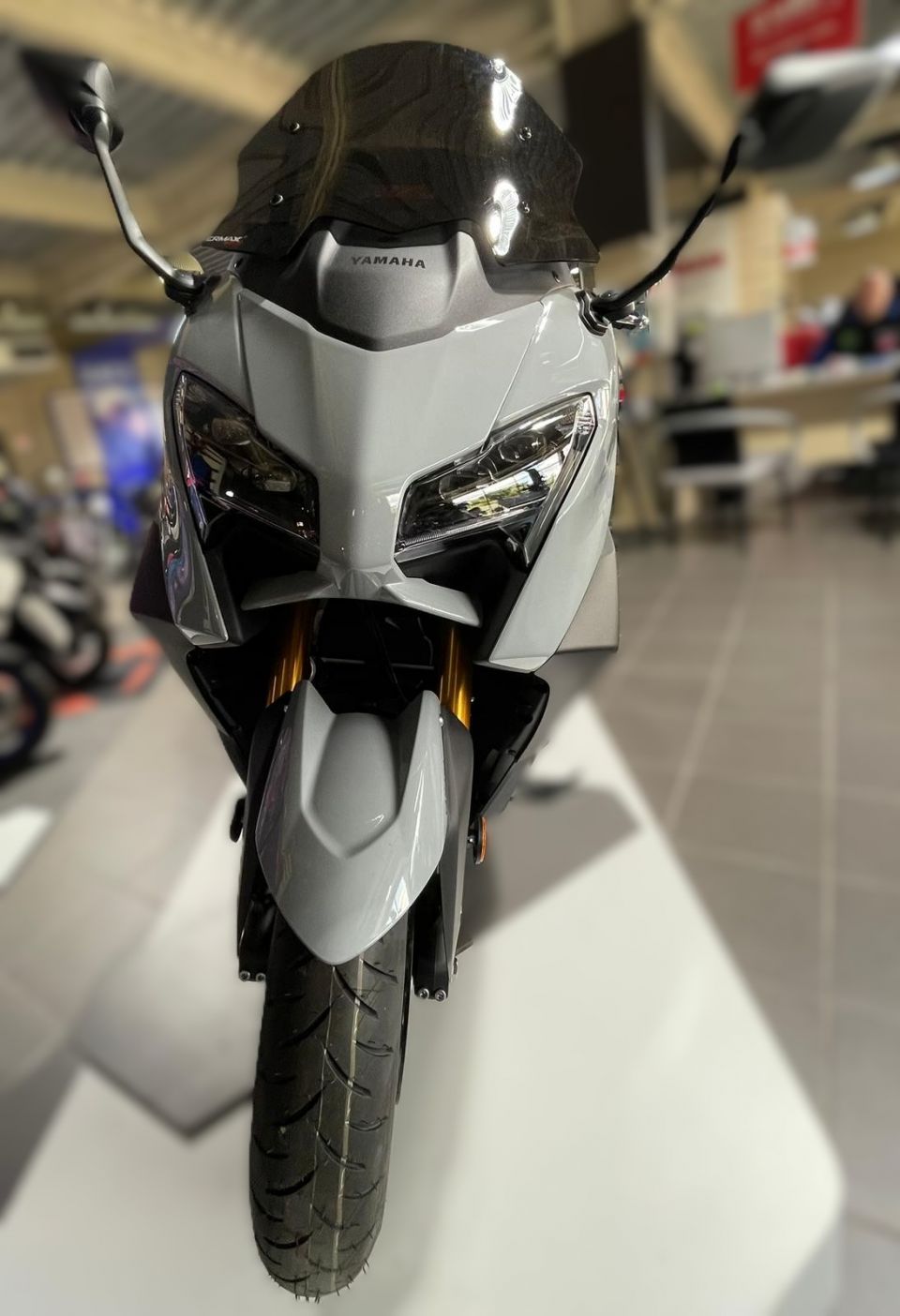 YAMAHA XP T-MAX 560 TECH MAX 4