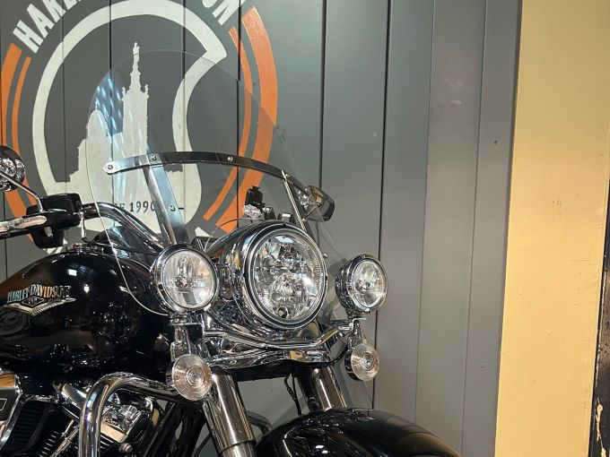 HARLEY-DAVIDSON TOURING ROAD KING 1745 CLASSIC 4