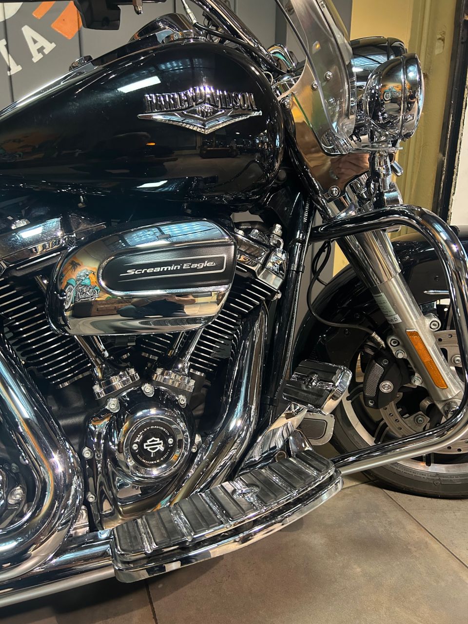 HARLEY-DAVIDSON TOURING ROAD KING 1745 CLASSIC 4
