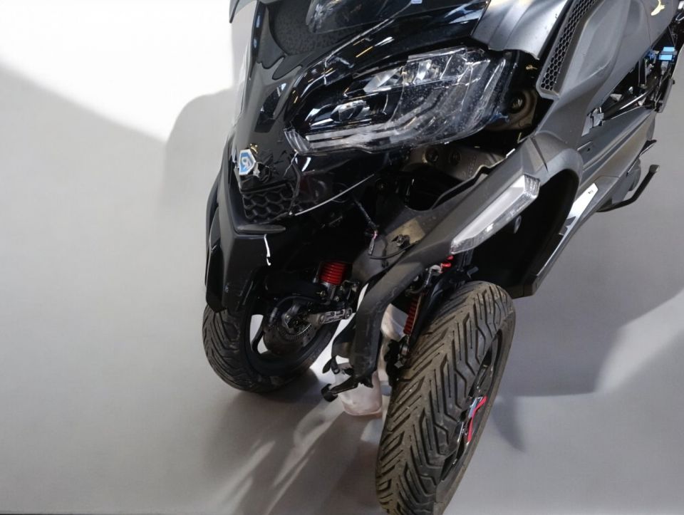 PIAGGIO MP3 400 RST SPORT 4