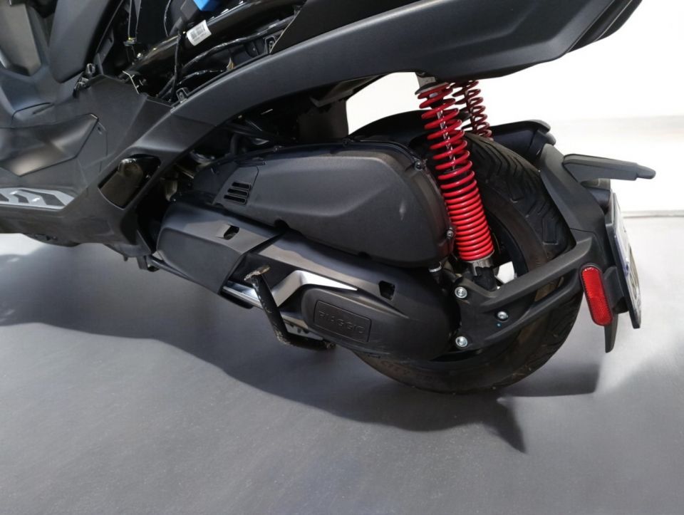 PIAGGIO MP3 400 RST SPORT 4