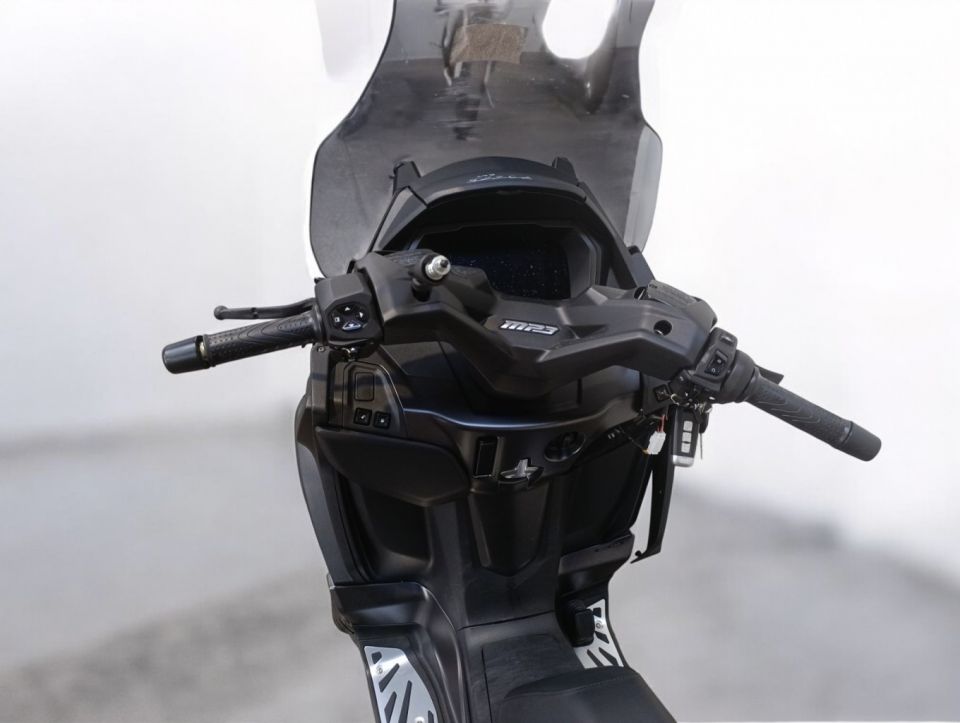 PIAGGIO MP3 400 RST SPORT 4