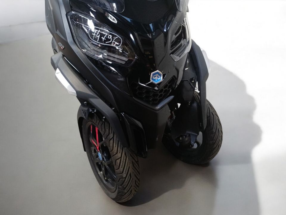 PIAGGIO MP3 400 RST SPORT 4