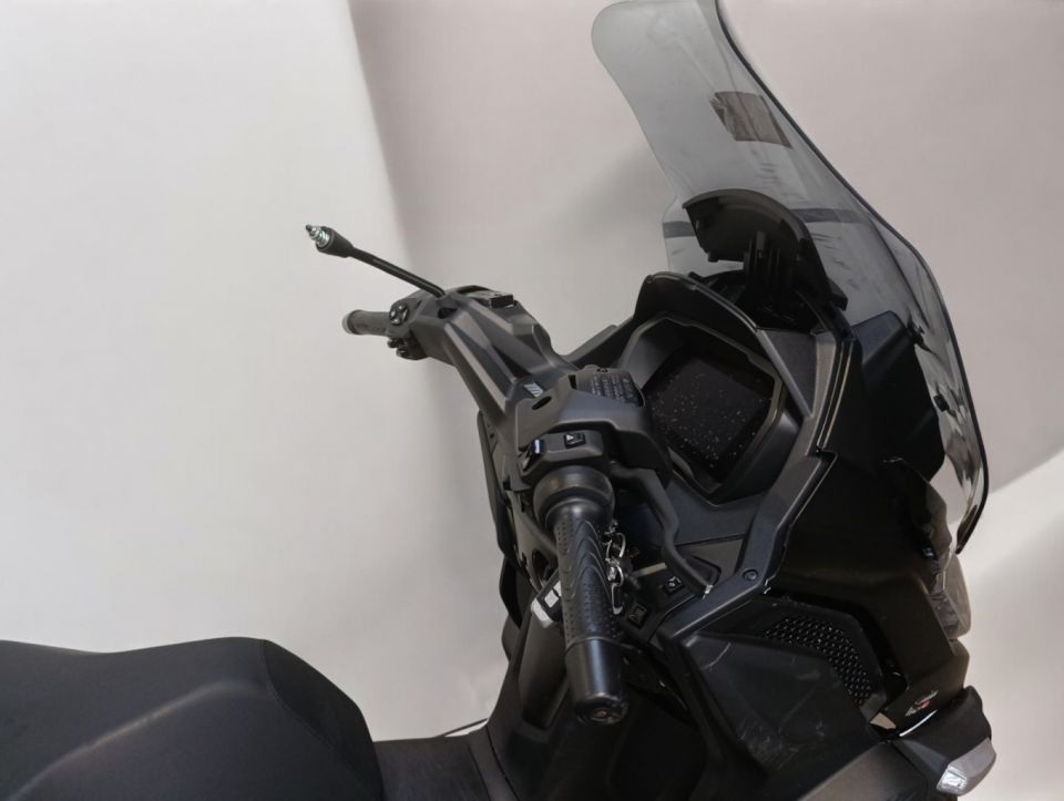 PIAGGIO MP3 400 RST SPORT 4