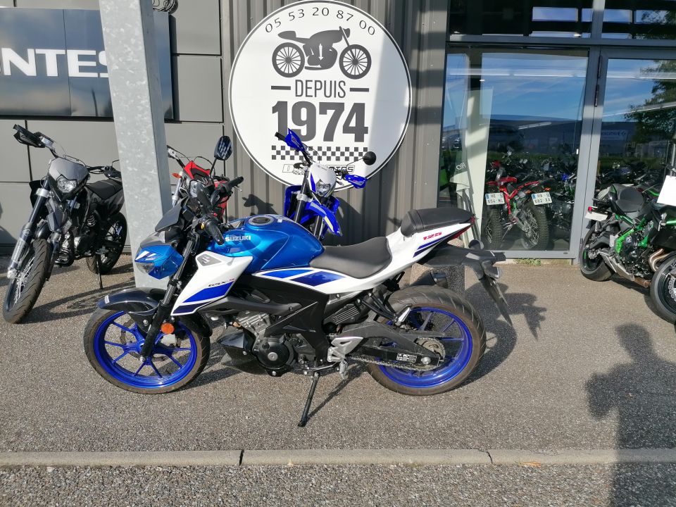 SUZUKI GSX-S 125 ABS 4