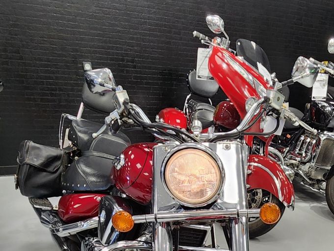 SUZUKI INTRUDER 1500 4