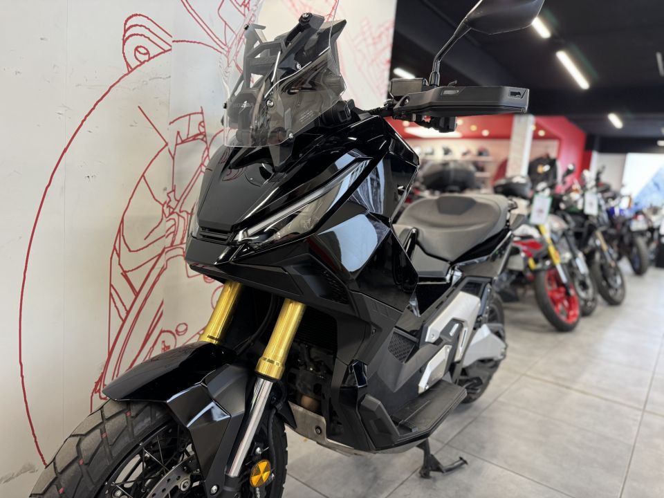 HONDA X-ADV 4
