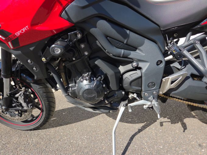 TRIUMPH TIGER 1050 SPORT 4