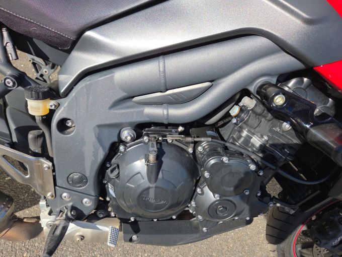 TRIUMPH TIGER 1050 SPORT 4